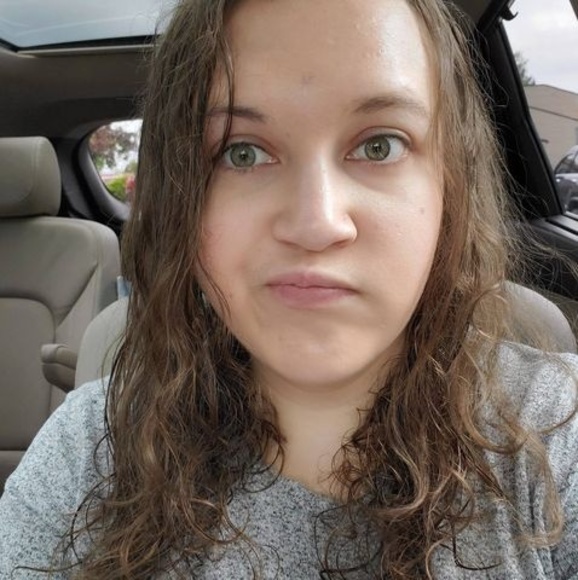 Meet your Posher, Monica - Picture 1 of 1